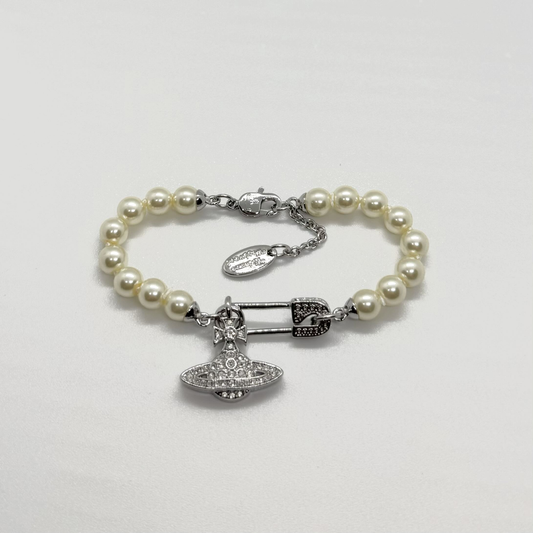Vivienne Westwood Safety Pin Lucrece Pearl Bracelet in Silver